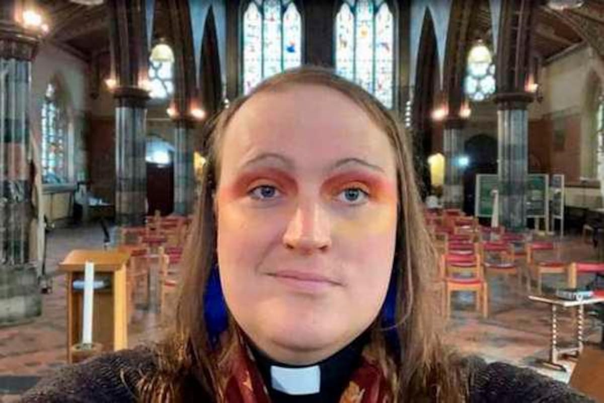 Esta es la historia del primer sacerdote no binario: Bingo Allison
