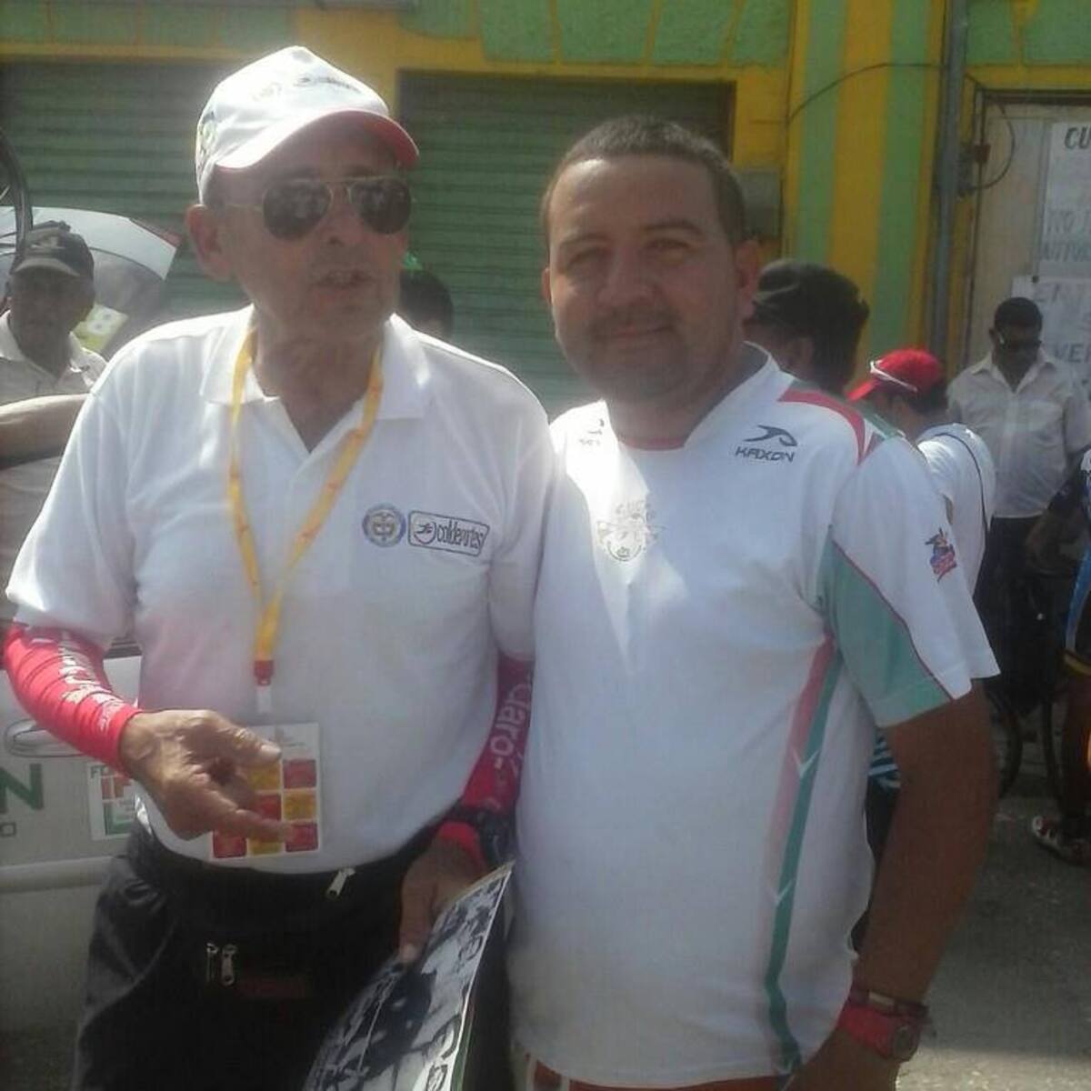 Eduard González Prieto, ex árbitro fallecido, con "Chochise" Rodríguez.