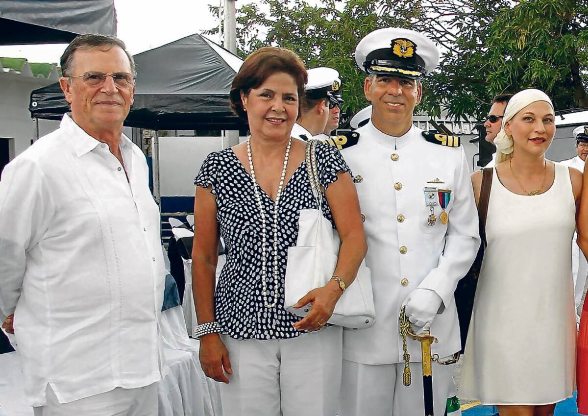 Iván Spicker, Gladys Jasbón, Luis Guillermo Gutiérrez y Carolina Ortega.