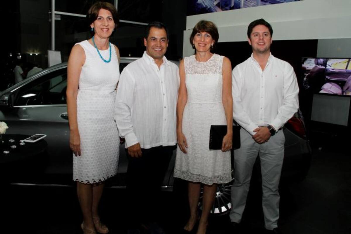 Sonia Gedeón, Juan Pablo Manotas, Diana Gedeón y Juan Carlos Delgado. Maruja Parra-El Universal.