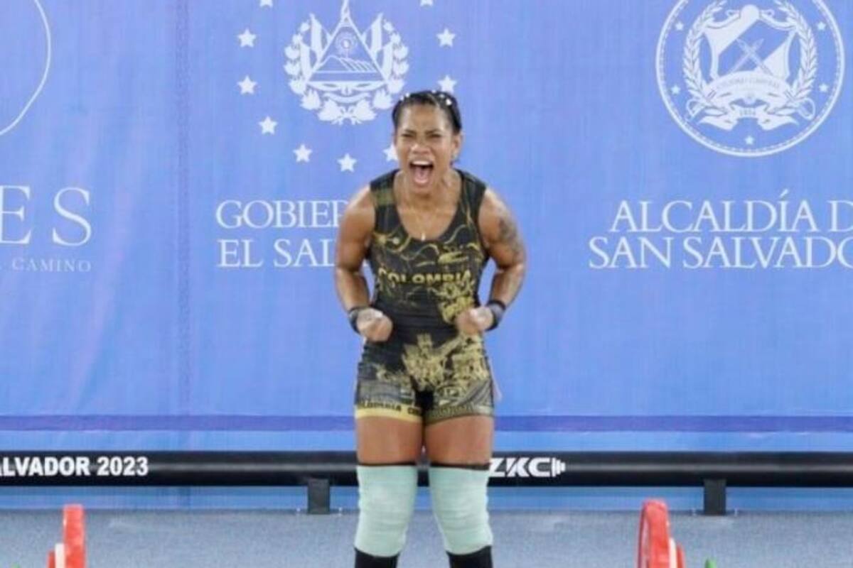 La pesista cartagenera que cumplió el sueño de darle una casa a sus papás