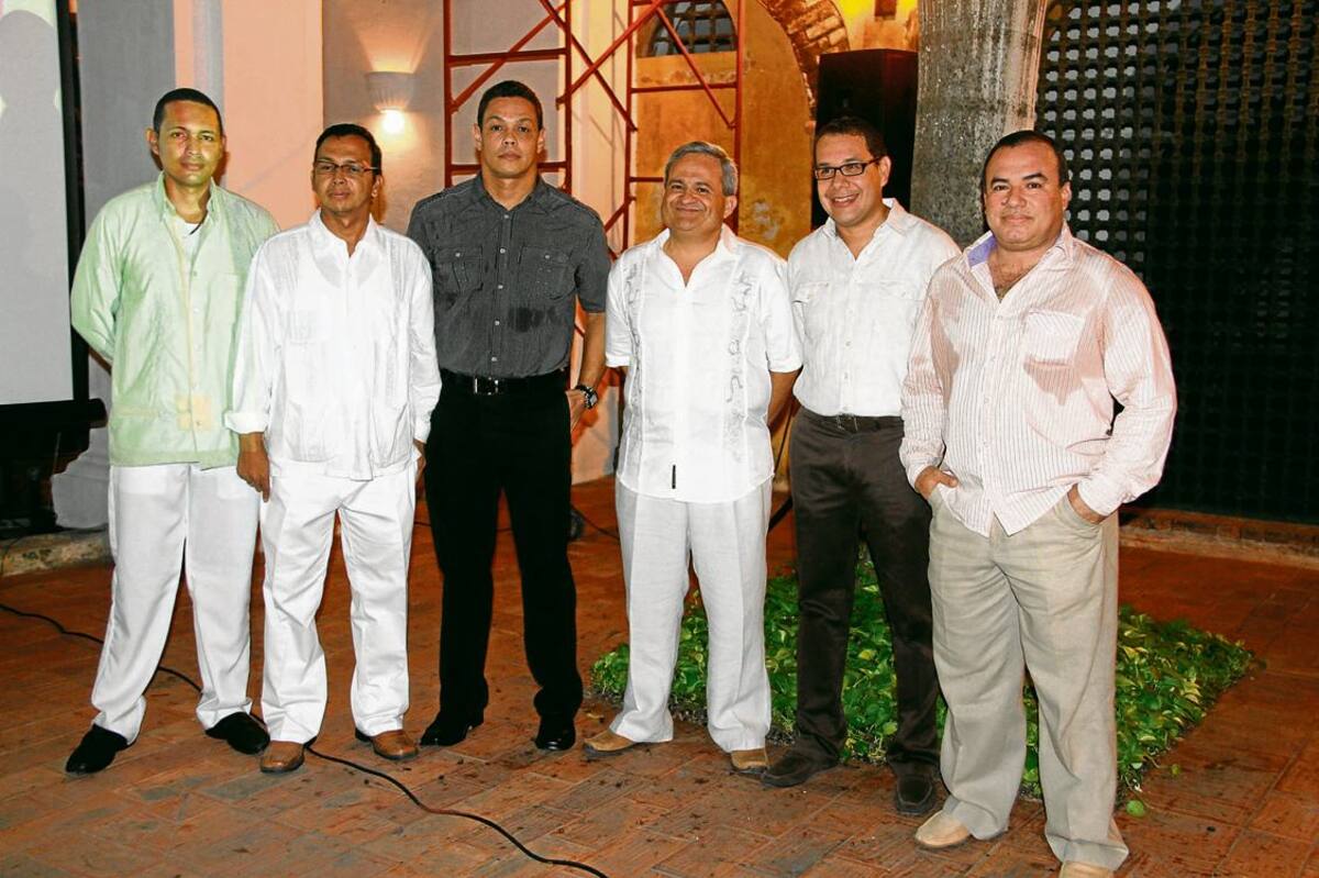 Rafael Alcazar, Víctor Turizo, Hernando Muñoz, Jorge Luis Fernández, Rodrigo Arteaga y Ronald Llamas.
