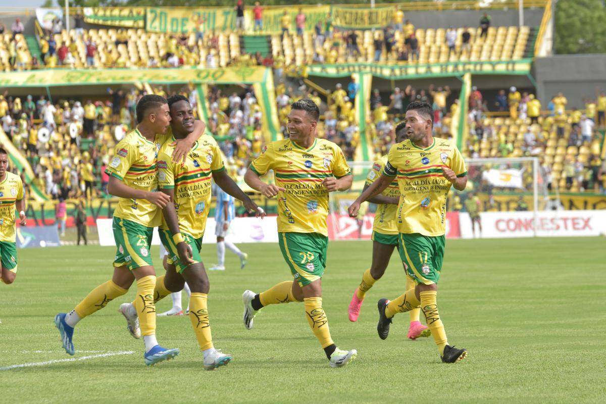 Real Cartagena: Los golpes de pecho de Suárez y Teo tras la derrota