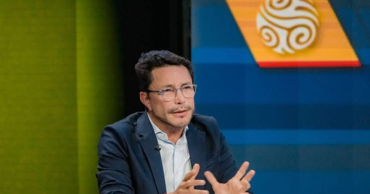 Candidate criticizes centralism and defends a country of regions