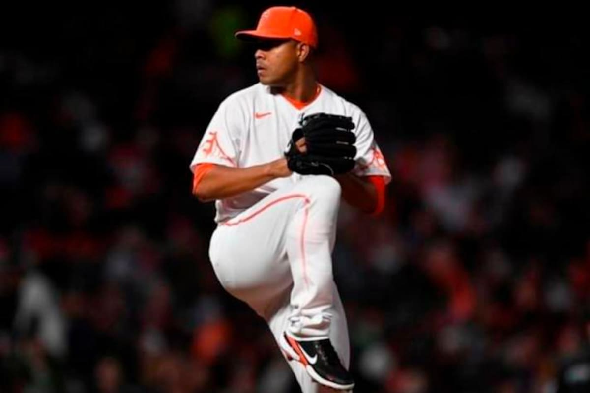 José Quintana y Dónovan Solano llegan a la postemporada de Grandes Ligas