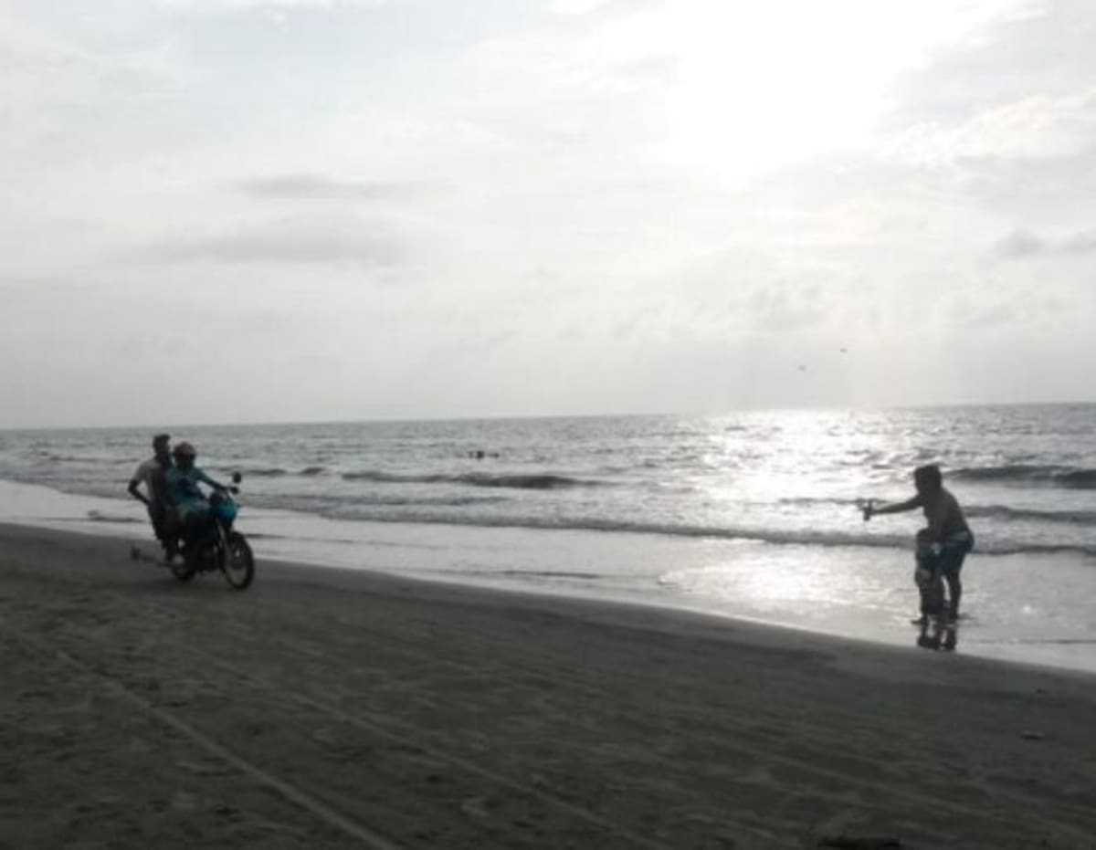 Playas de La Boquilla. En esta zona es más habitual ver estas infracciones. CORTESÍA LECTOR