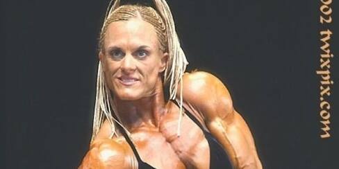 Murió Jayne Trcka, actriz de Scary Movie y referente del fisicoculturismo
