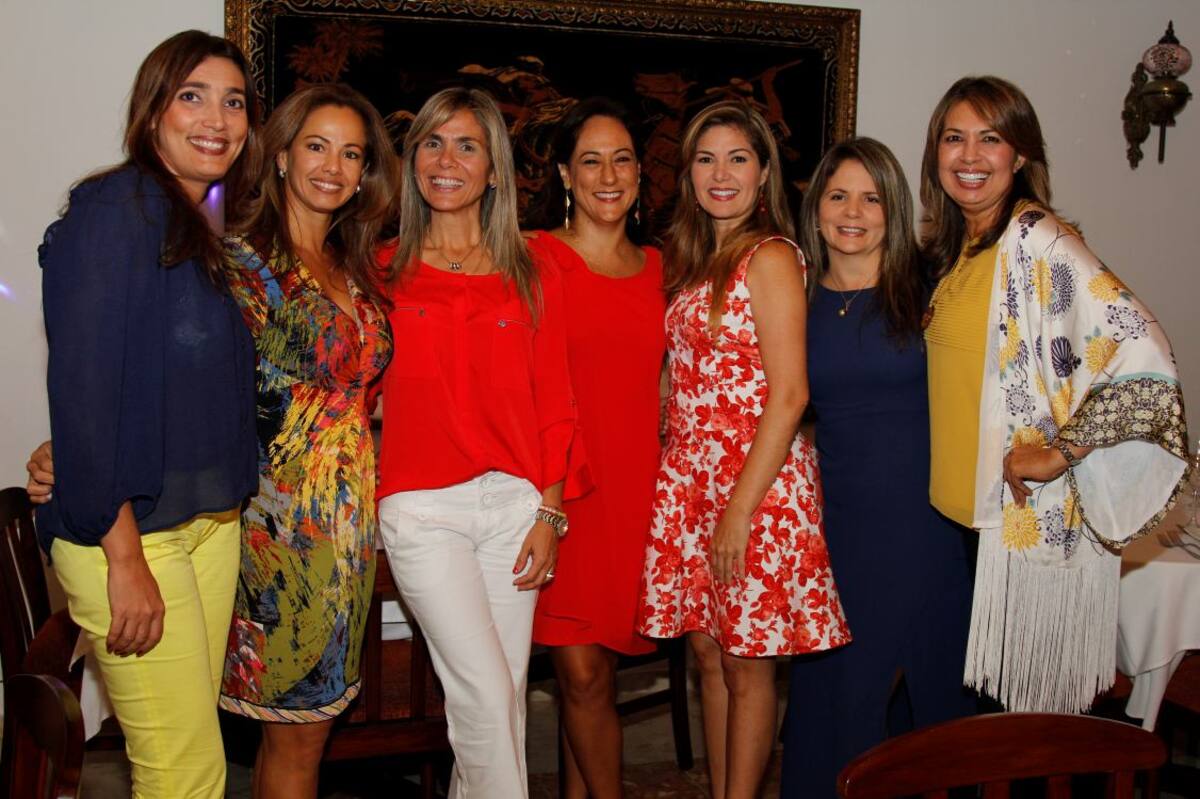 Mariana Amín, Lina Durán, Ana María Piñeres, Consuelo Acevedo, Rosario Cabrales, Claudia González y Margarita de los Ríos. Fotos: Kailline Giraldo/ El Universal/