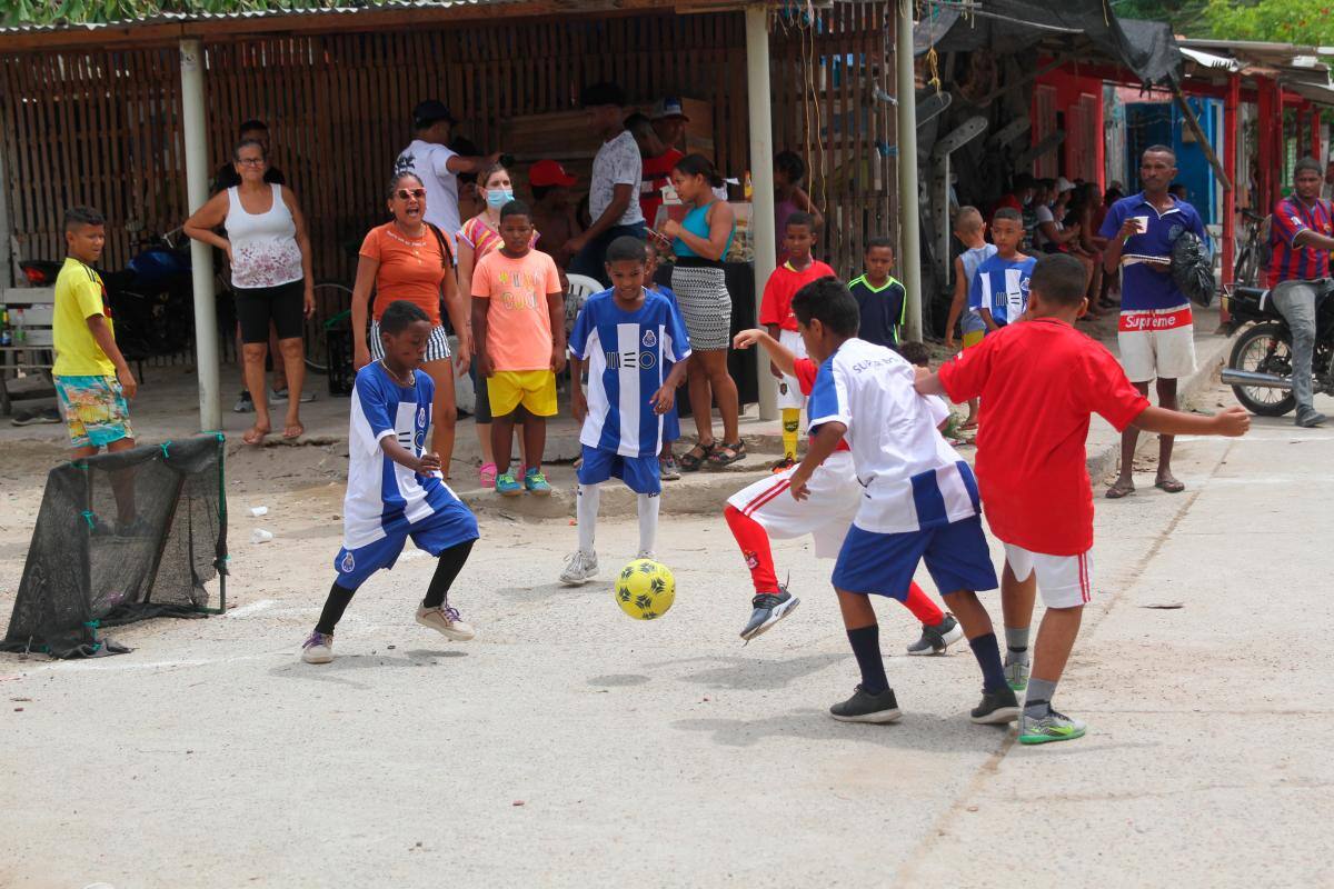 El barrio 7 de Agosto celebró un nuevo cumpleaños con deporte