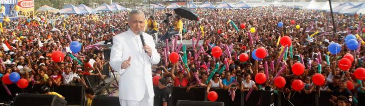 Centenares de santarroseros y cartageneros disfrutaron en la grabación de “El Show de las Estrellas”, uno de los programas más tradicionales de la televisión colombiana. JULIO CASTAÑO - EL UNIVERSAL