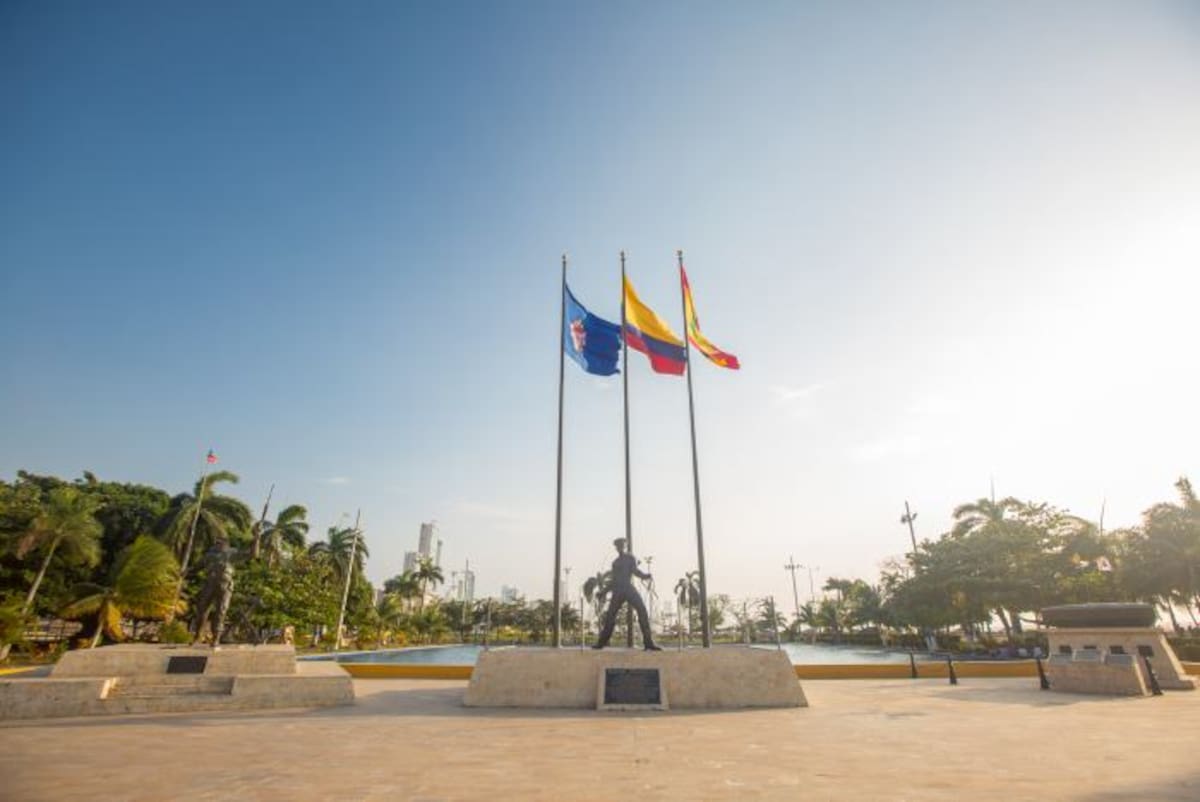 Con un acto espacial, la Sociedad de Mejoras Públicas invista a izar la bandera hoy. Archivo