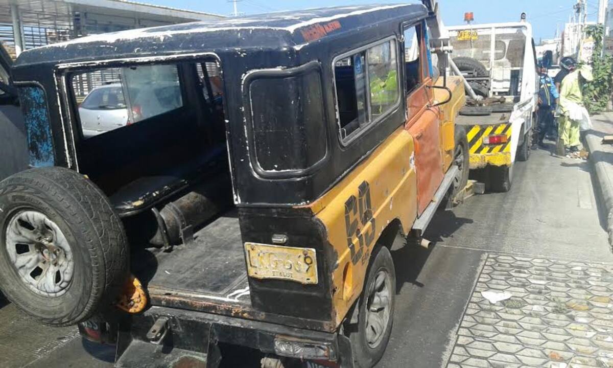 Los colectivos inmovilizados fueron llevados a los patios del Tránsito Distrital. Foto: Cortesía
