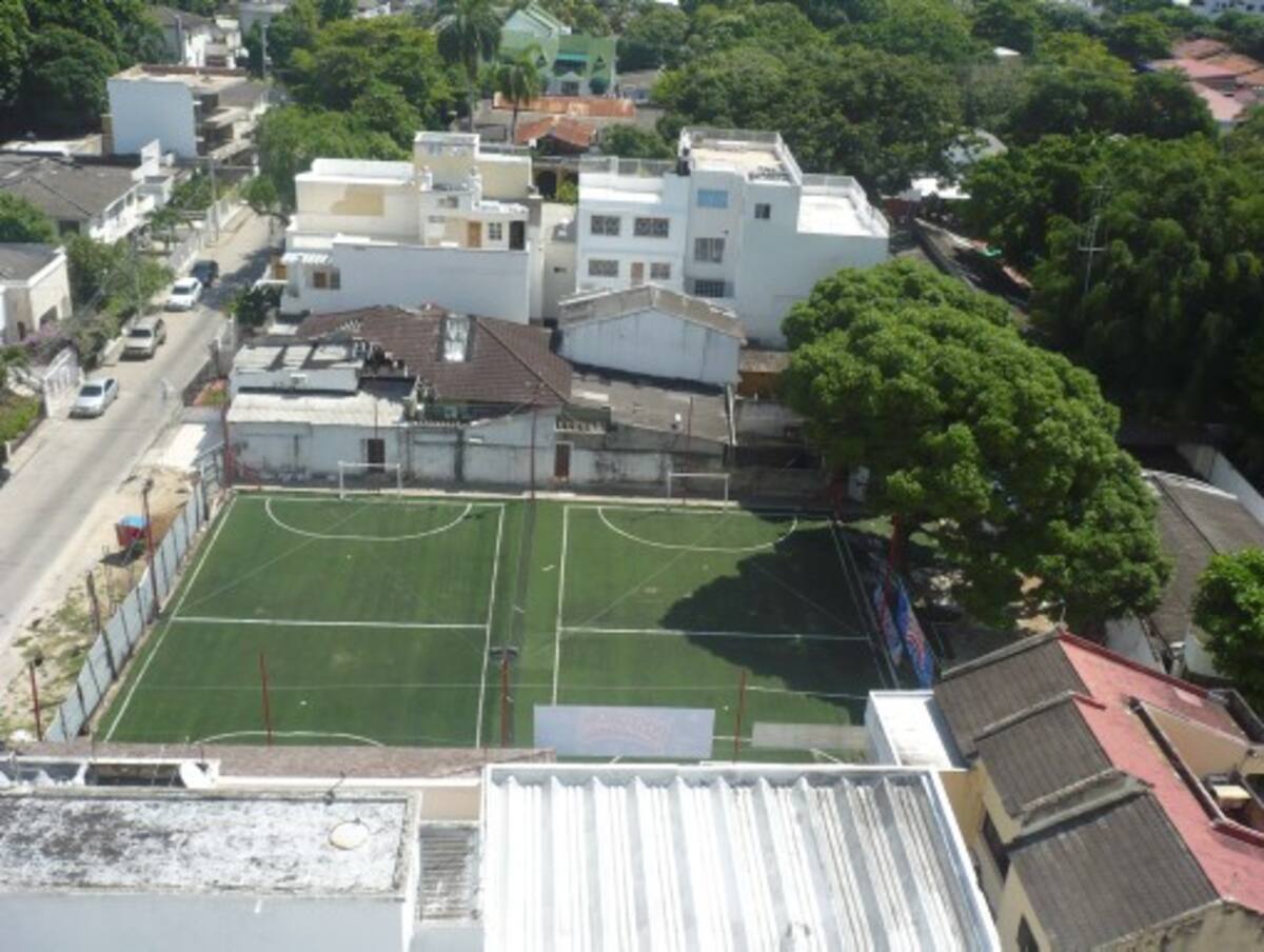 Las canchas fueron construidas por encima de las quejas de los vecinos. FOTO RUBEN DARIO ALVAREZ-ELUNIVERSAL