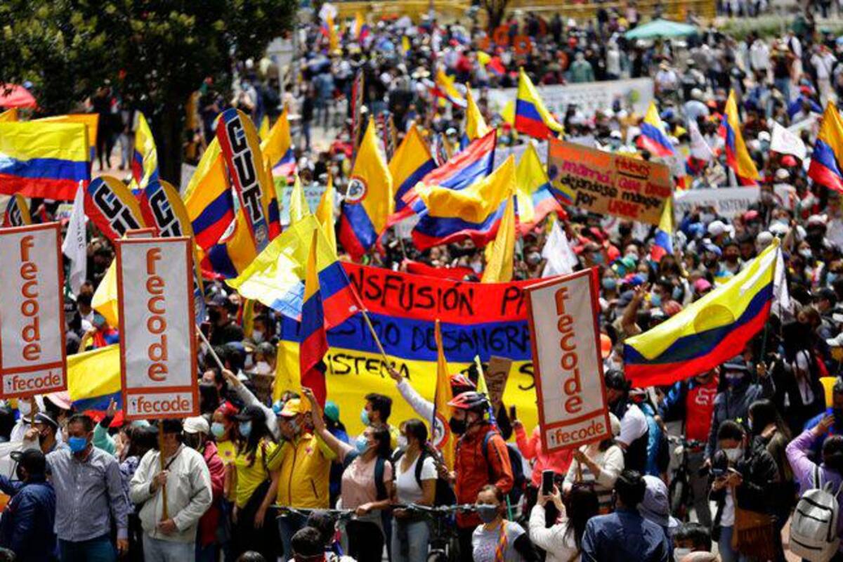 Fecode anuncia suspensión del paro y la fecha del regreso a clases