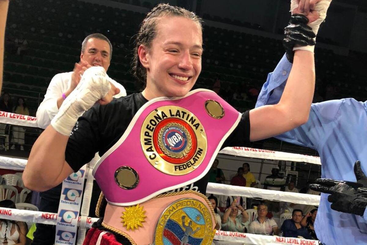 Tras vencer a Mónica Henao, Paulina Ángel es la reina del boxeo colombiano