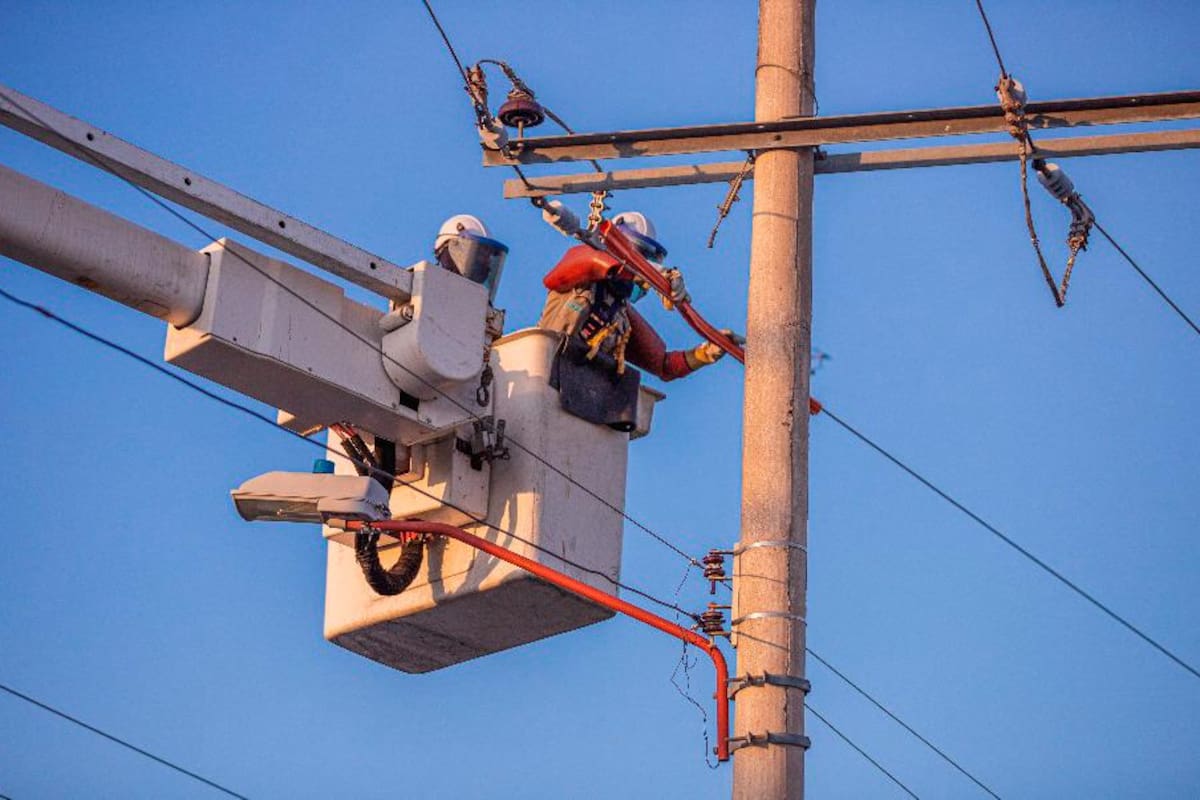 Por manipular redes eléctricas, 25 personas han perdido la vida