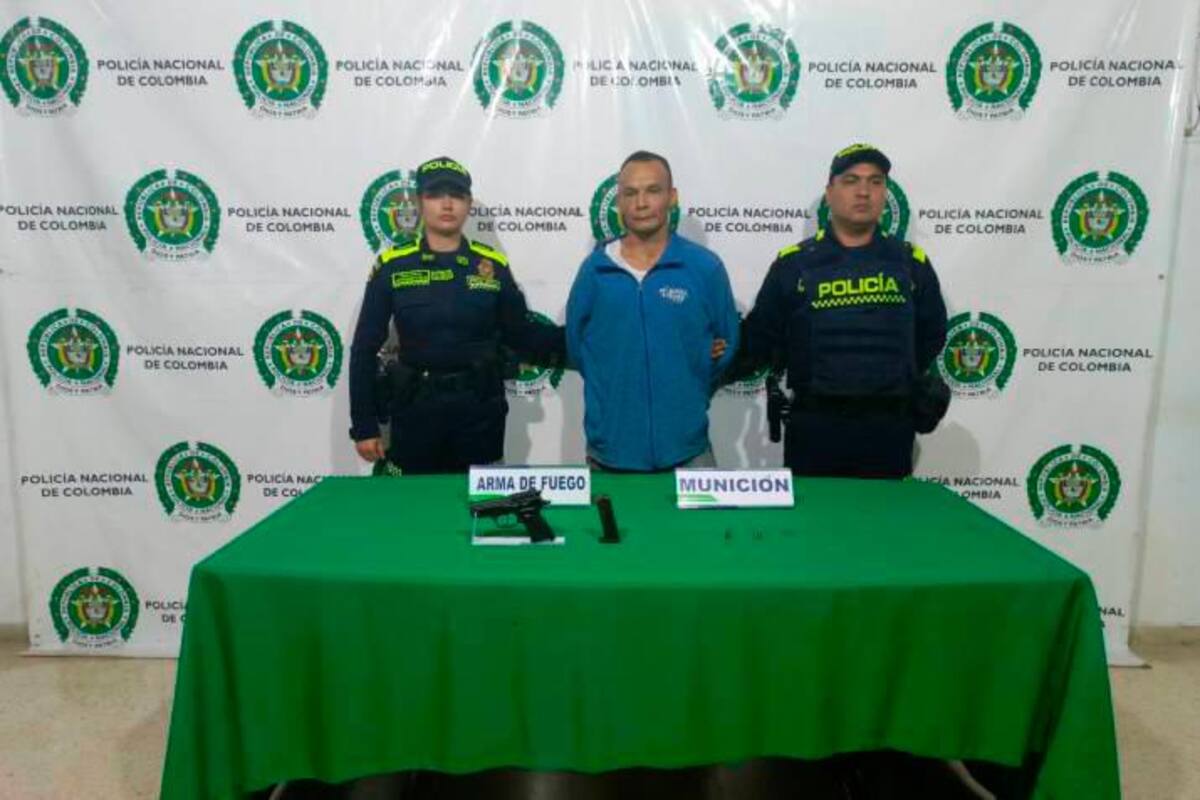 ¡Increíble! Lo han capturado 11 veces por porte ilegal de armas y hurto