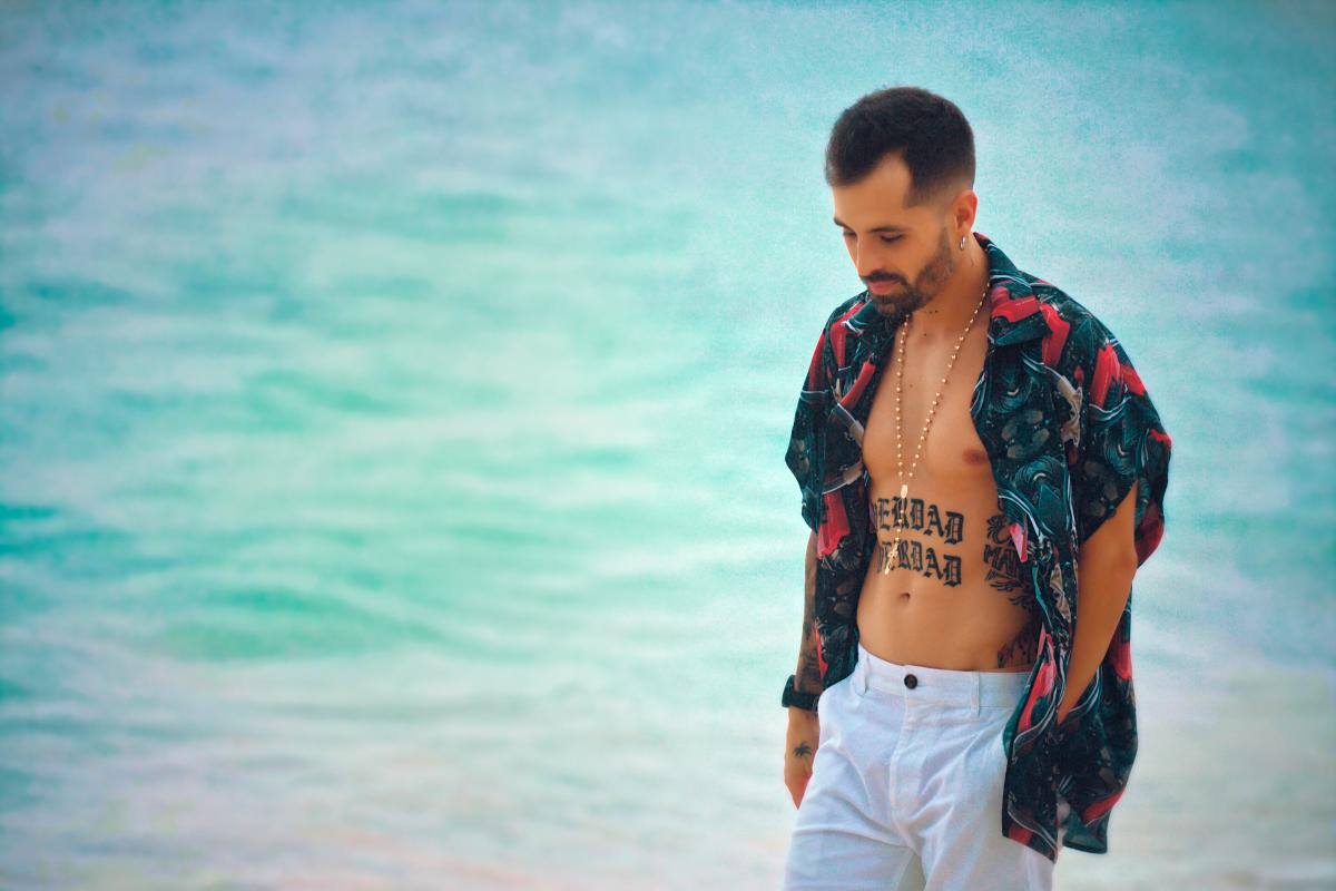 Mike Bahía y el éxito que llegó para quedarse