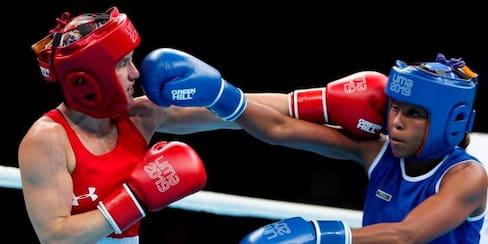 Ingrit Valencia avanza con sus puños en el Mundial de Boxeo Femenino