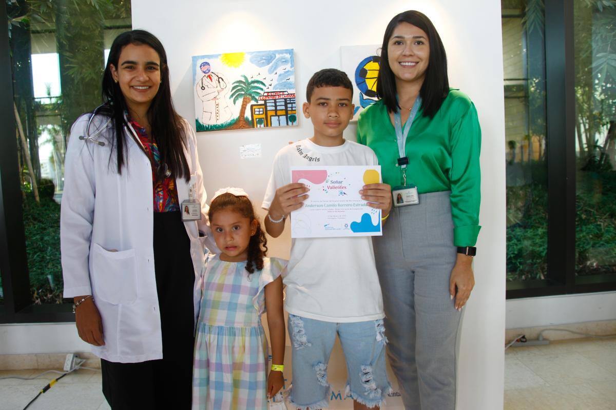 Dra. Lucia Taguada, Ana Paula Galvis, Anderson Camilo Borrero, Natalia Romero.