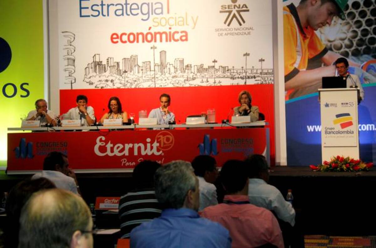 El Congreso de la Construcción se desarrolla en el Centro de Convenciones Julio César Turbay Ayala. KAILLINE GIRALDO - EL UNIVERSAL