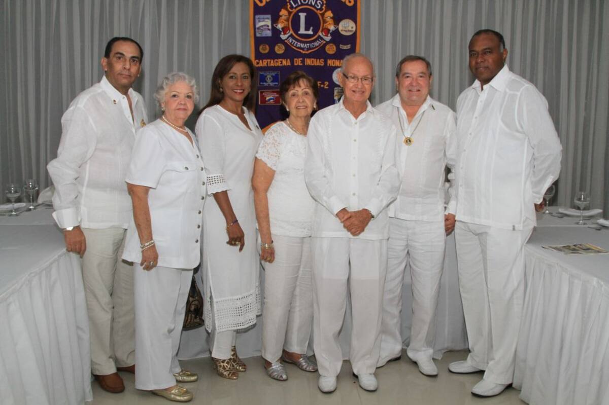 Alberto Ariza, Lucy Gómez de Ferrari, Esmeralda Herrera, Teresa de Girado, Sergio Girado Caballero, Miguel Guerra Pacheco y Fredy Pomares Herrera.