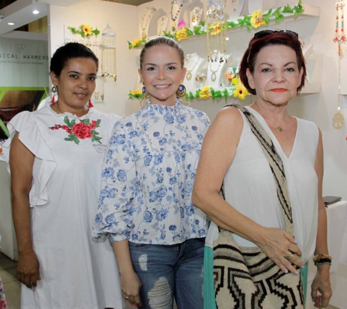 Rosa González, Emma Hernández y María del Mar Maciá. MARUJA PARRA