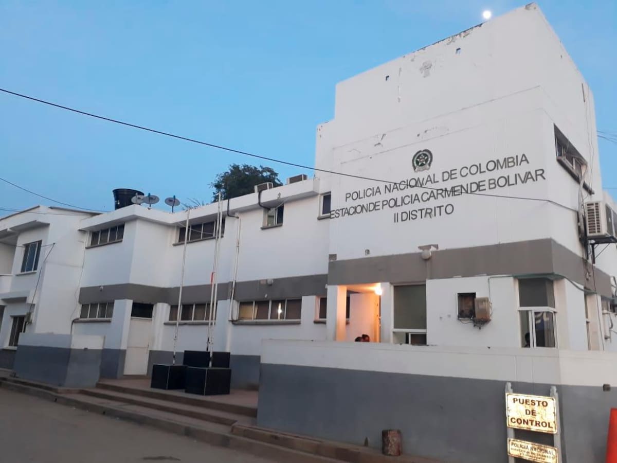 Estación de Policía del Carmen de Bolívar. // Lila Leyva Villarreal.
