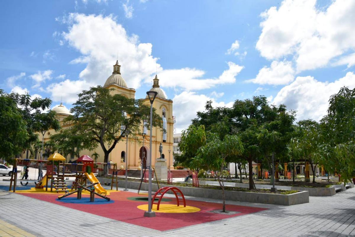 En Corozal modifican toque de queda, y levantan pico y cédula
