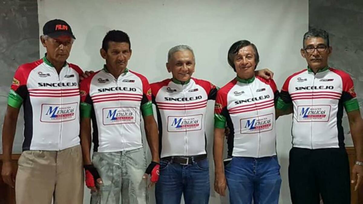 César Vanegas, Eduardo Diegó, Luis Álvarez Acosta, José Emilio Sierra y Adolfo Urueta, categoría Senior Máster E. Cortesía.