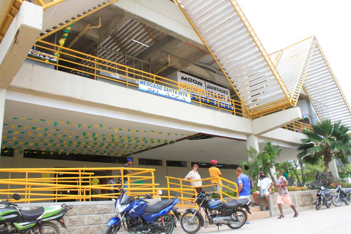 ¡No se deje engañar! No hay venta de locales en el mercado de Santa Rita