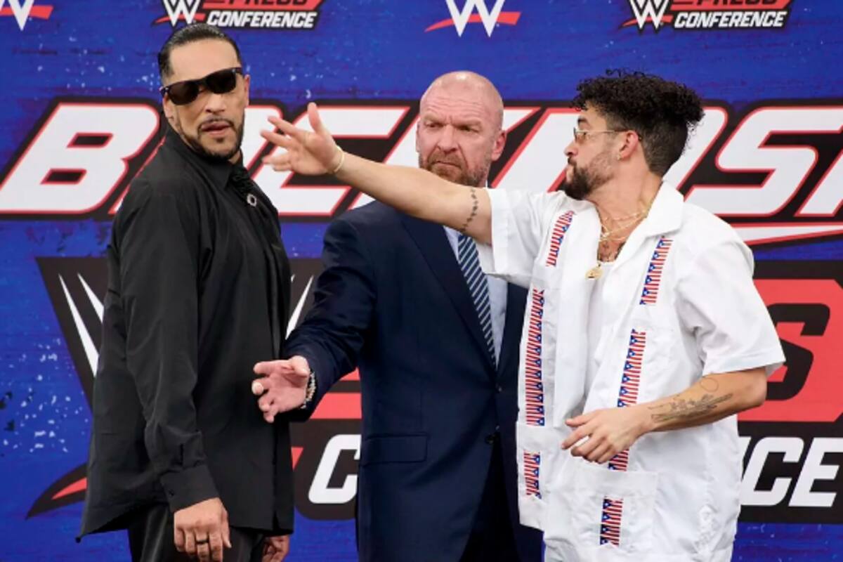 Video: ¡Lo cacheteó! Bad Bunny peleará contra luchador de la WWE en PR