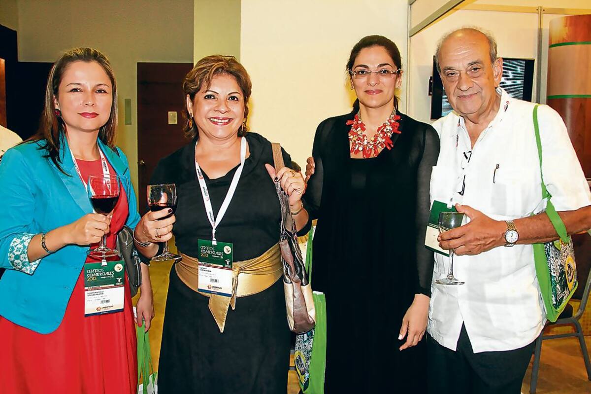 Sandra Giraldo, Luz Isaza, Mónica Fadul y Jaime Arango.