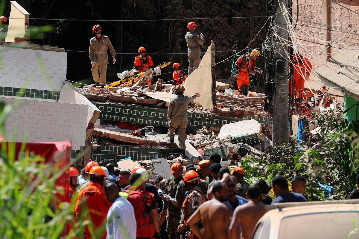 Aumentan a siete los muertos tras derrumbarse dos edificios en Río de Janeiro