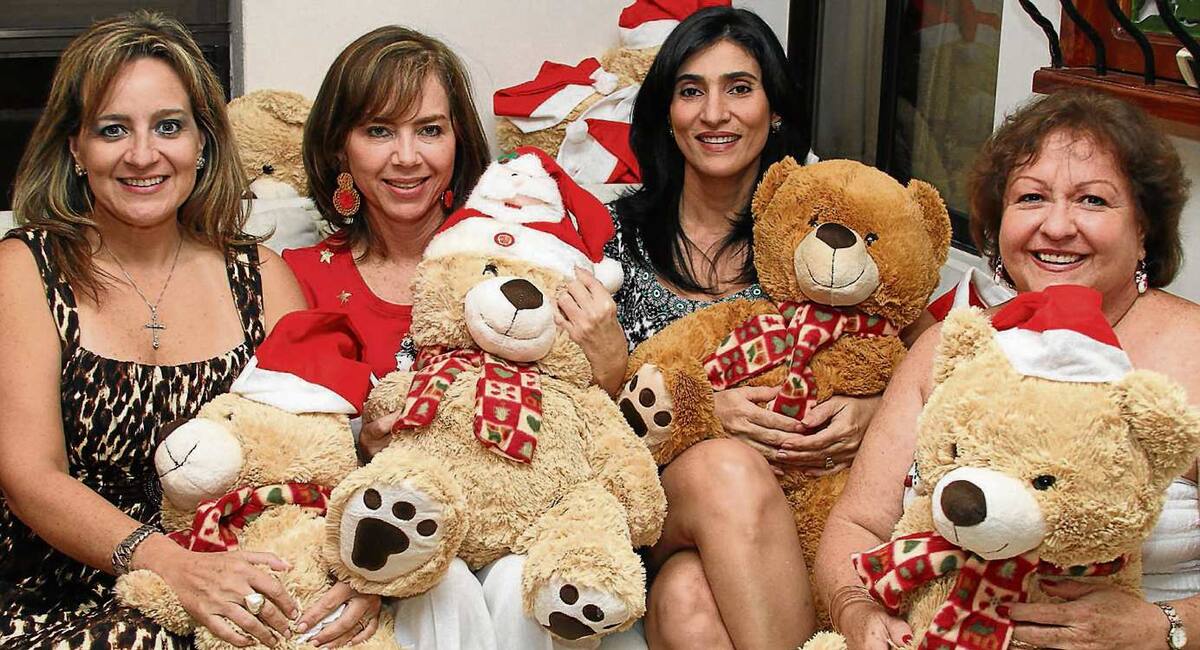 Bety de García, Marcela Acero, Margarita Amín y Sonia Gusart.