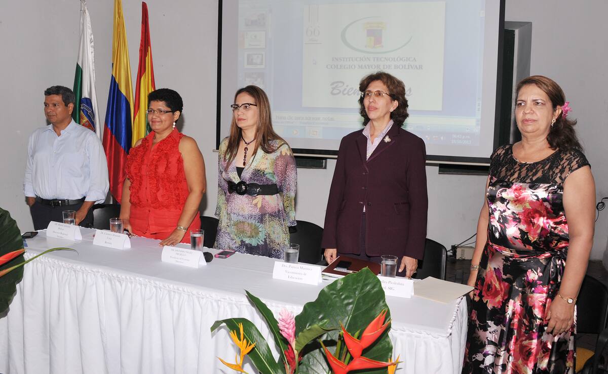 La acreditación reconoce a la Institución Tecnológica como establecimientos de educación superior oficial. CORTESÍA