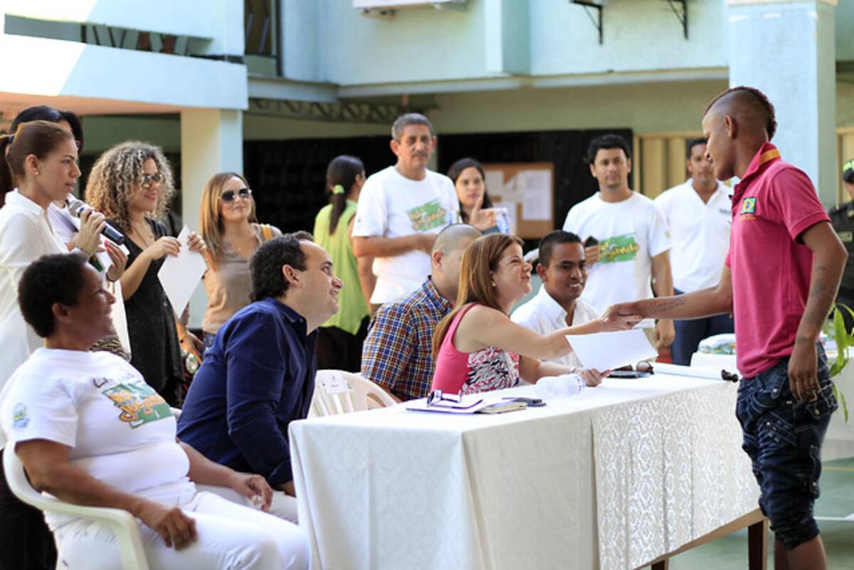 A través del programa ‘Vínculos’ se ofrecieron talleres sico-sociales con el propósito de orientar el cambio de comportamiento de los beneficiados y mostrarles caminos distintos a la violencia. Juan Manuel Cantillo Arrieta