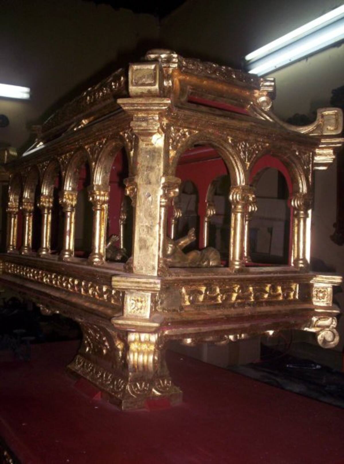 Sepulcro.