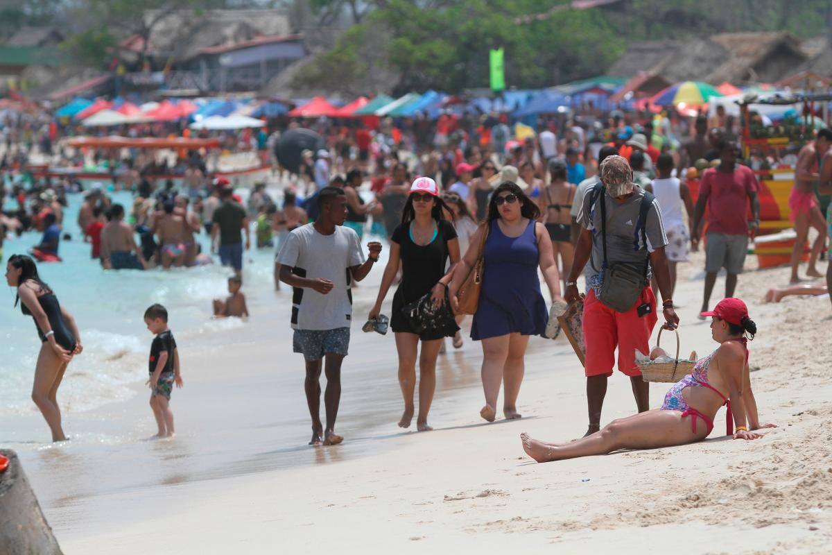 Youtubers alertan de las estafas más comunes a turistas en Cartagena