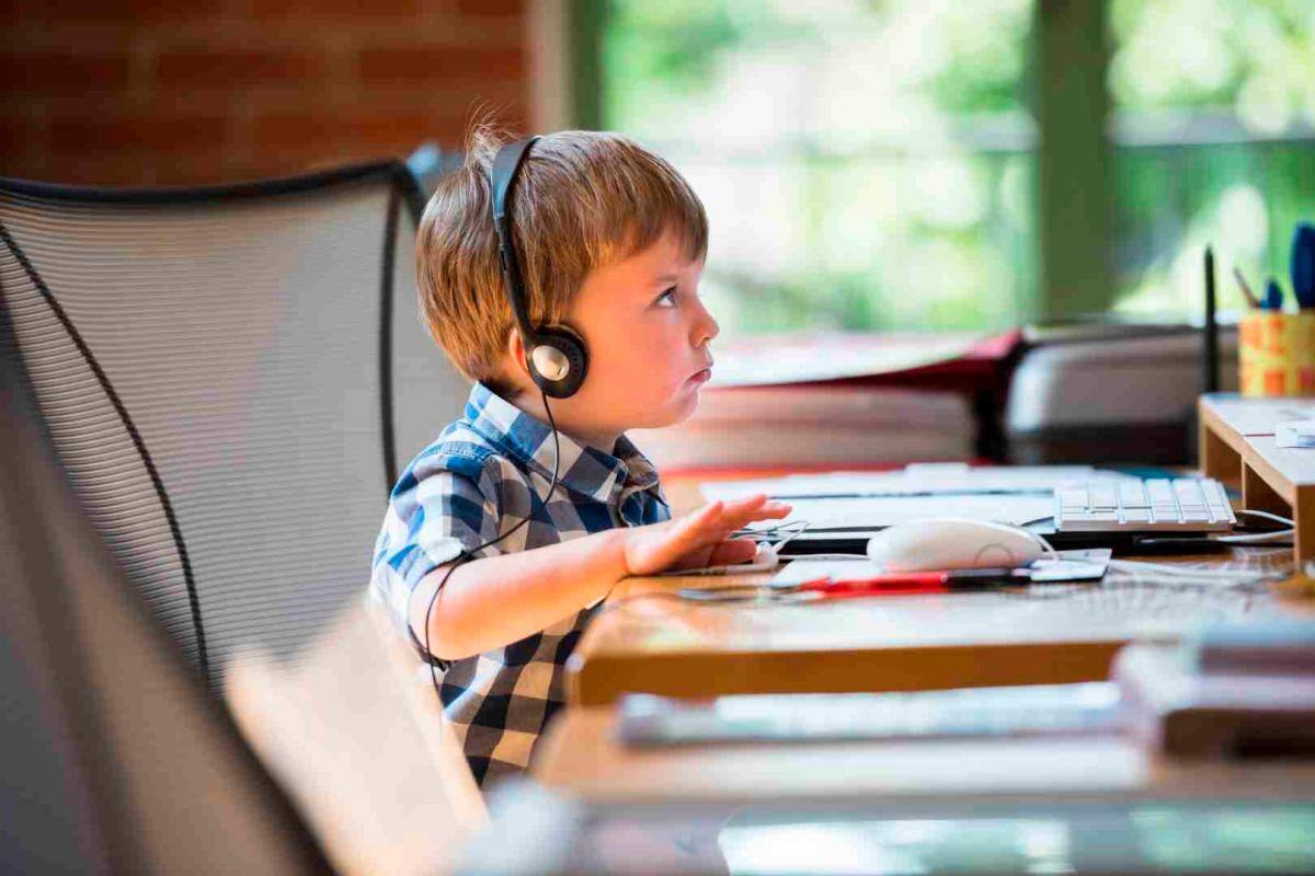 ¿Podcast para niños? Colombia le apuesta a la modernidad y educación
