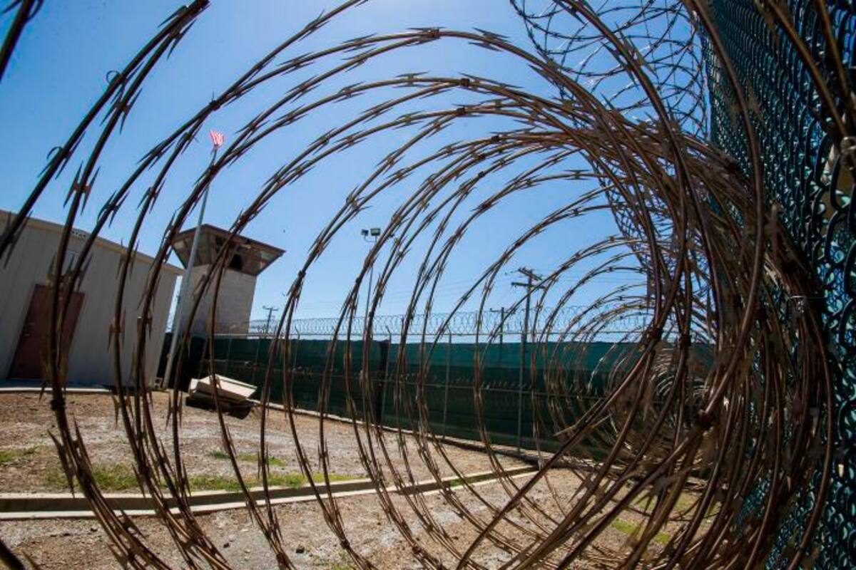 Biden repatria a recluso de Guantánamo por primera vez