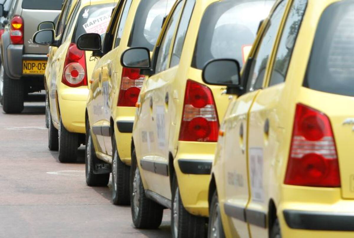 Este jueves no podrán circular los taxis terminados en 1 y 2 y el viernes en 3 y 4. Aroldo Mestre / El Universal
