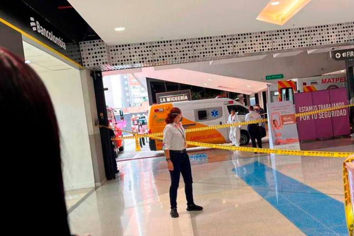 Hombre regó extraño polvo contra su ex: van 2 muertos en centro comercial