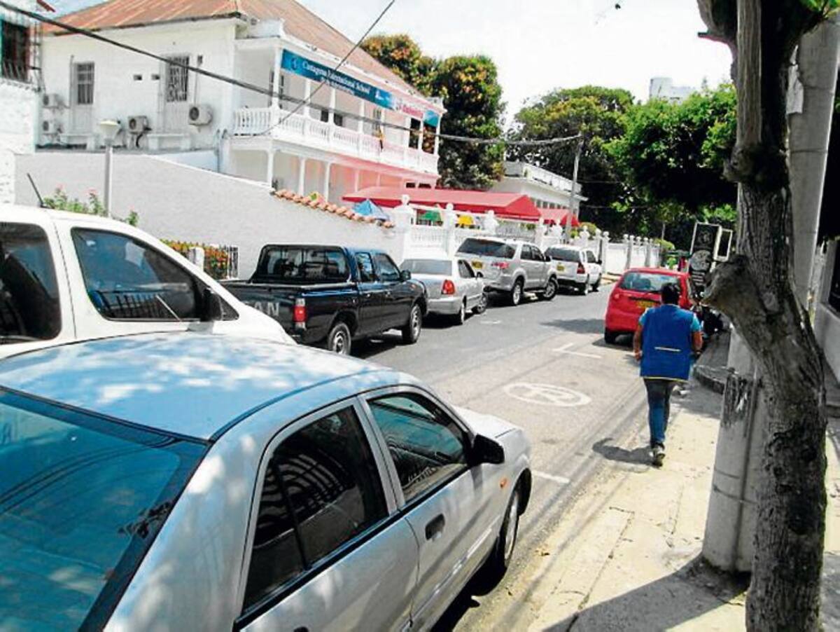 De manera flagrante los infractores de tránsito siguen refrendando su pésima cultura de convivencia ciudadana, pues para nada les importa el tiempo y las necesidades de movilidad de los demás.