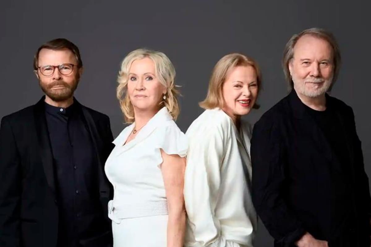ABBA regresa en un viaje musical después de 40 años