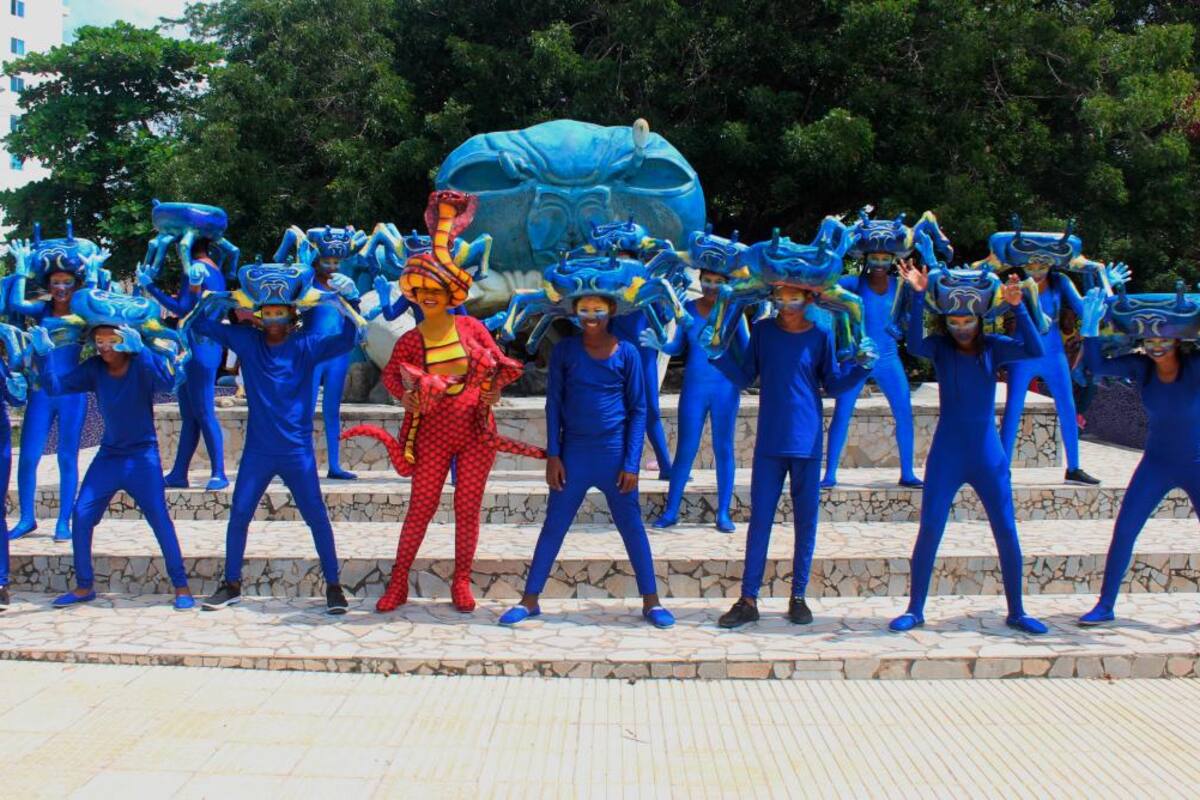 Comparsa de Cangrejos Azules, de Cartagena para el Carnaval de Barranquilla