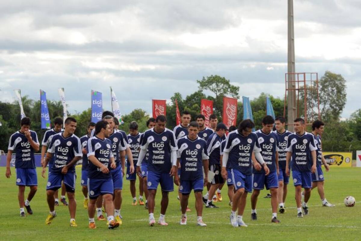 El conjunto uruguayo tuvo un muy buen inicio de la eliminatoria pero se debilitó en los últimos cuatro partidos, en los que solo rescató uno de los doce puntos jugados. AFP NORBERTO DUARTE