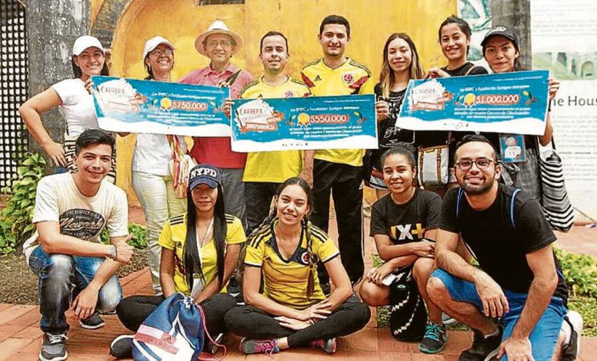 El primer lugar de la Carrera de Observación fue obtenido por un grupo de cinco jóvenes profesionales, liderados por Angélica Paola Domínguez Castelar. Nayib Gaviria - El Universal