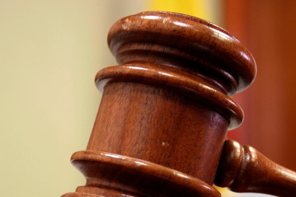 Corte Suprema absuelve a tres médicos acusados de causar lesiones personales a un menor