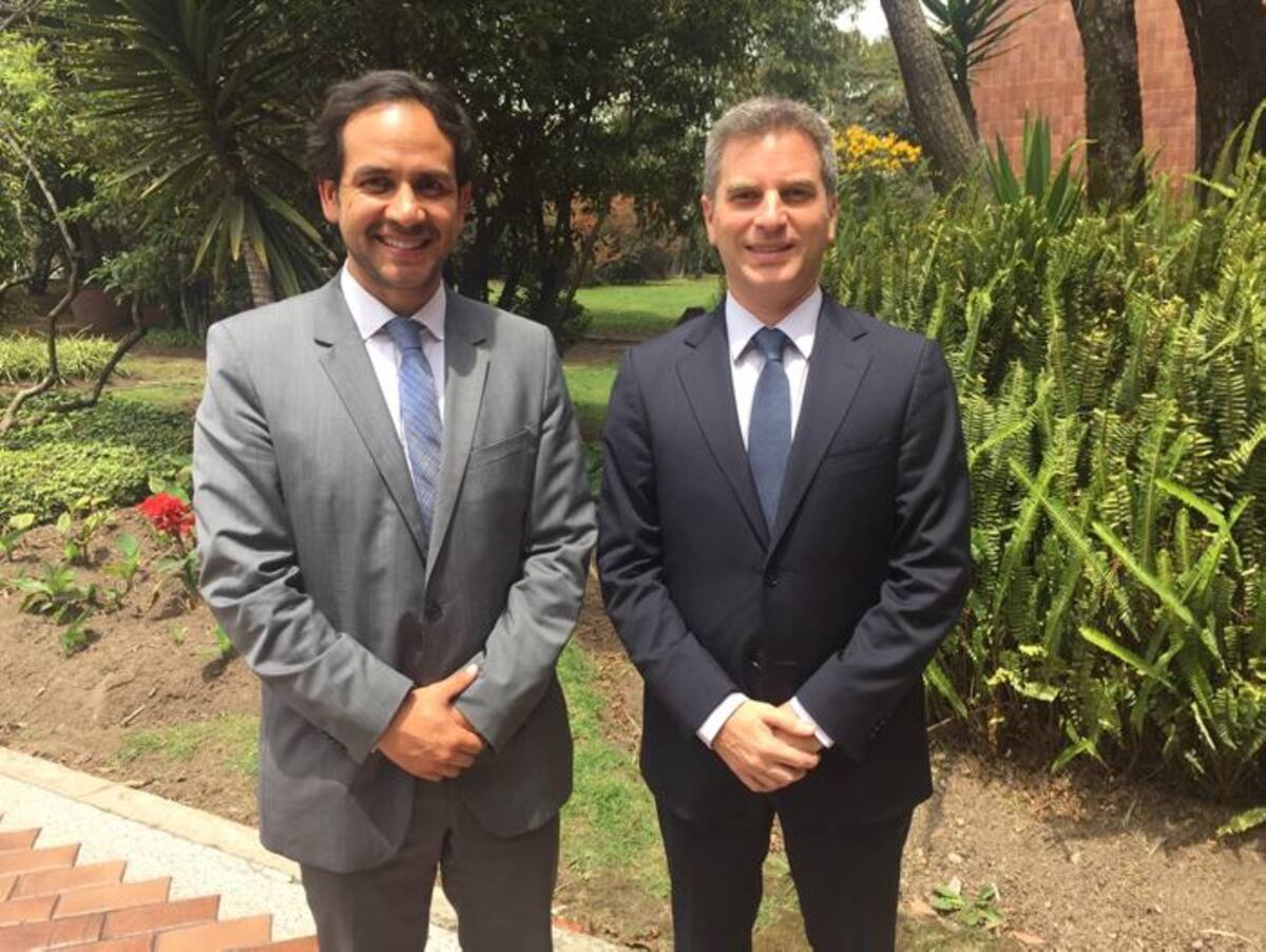 Édgar Castaño, director de ONU Hábitat, y el alcalde de Montería, Carlos Correa. El Universal.